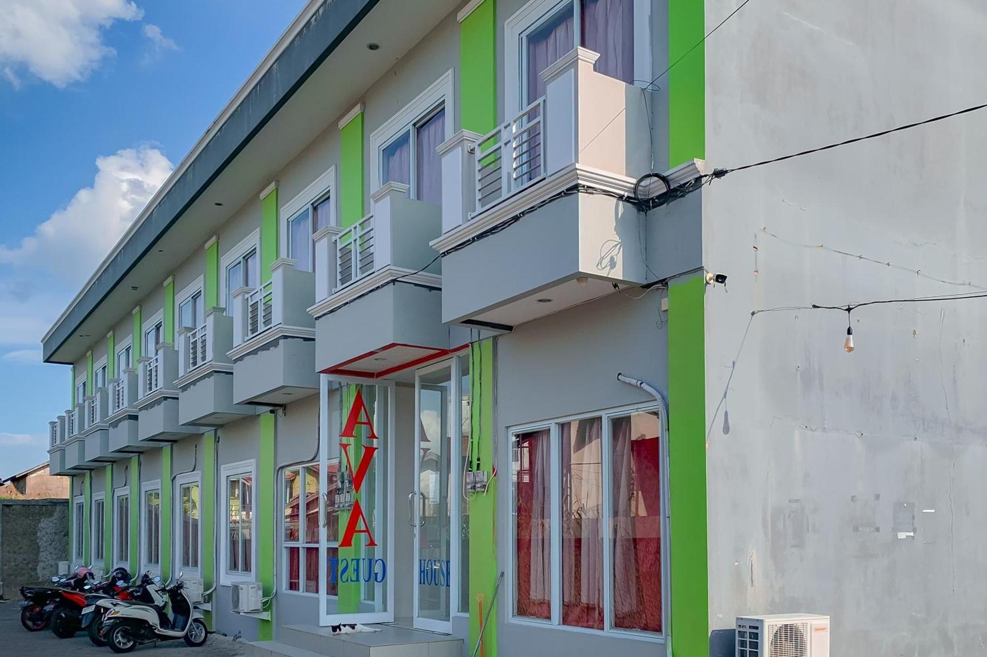 Urbanview Hotel Ava Banjarmasin By Reddoorz Exterior foto